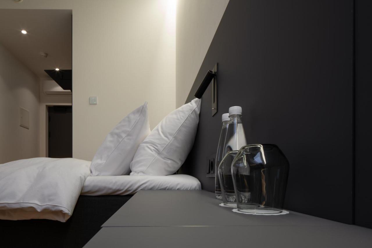 Dunten Hotel Таллин Экстерьер фото